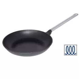 Hliníková pánev s titanovým povrchem o průměru 40 cm